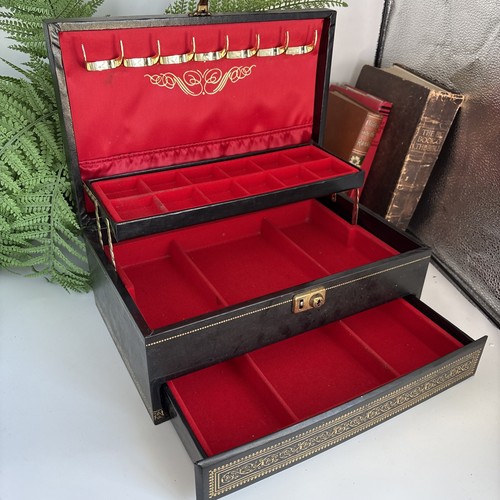 Vintage mele wooden - three, tier