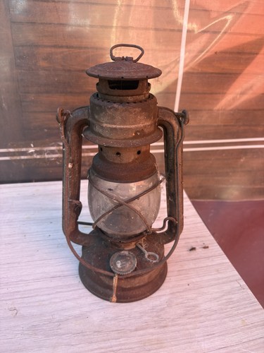 Antica lampada petrolio - antica,