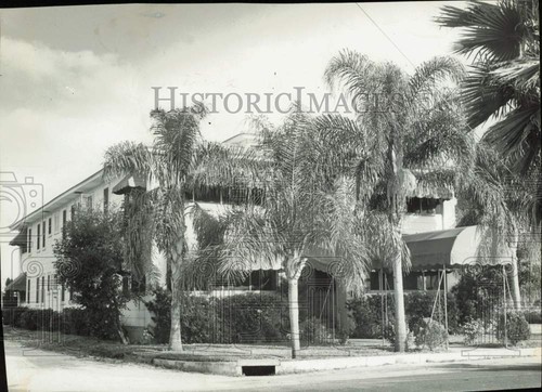 1946 press photo ritz - 1946,