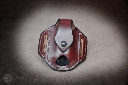 Fodero pelle personalizzato - in,