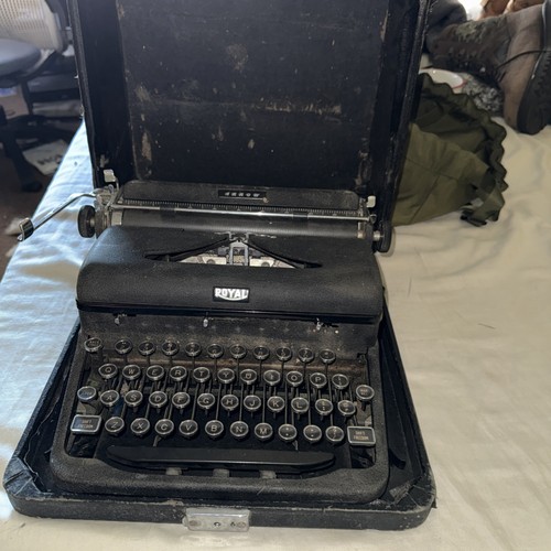 Macchina scrivere vintage - da,