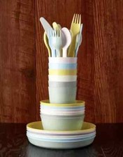 Set posate ciotole tazze