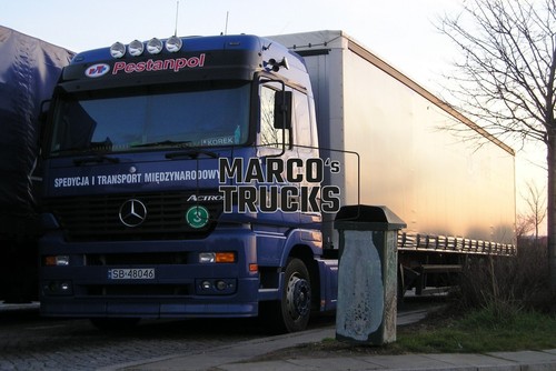 Foto camion mercedes benz - foto, mercedes-benz