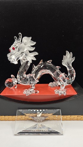 Swarovski 1997 statuina drago