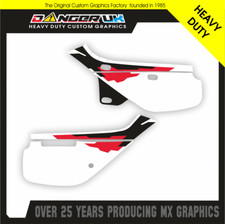 ADESIVI DECALCOMANIE GRAFICHE