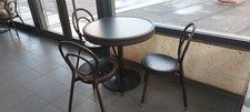 3 tavoli con 3 sedie ciascuno,marca Emu,praticamente nuovi,interni/.esterno. nuo
