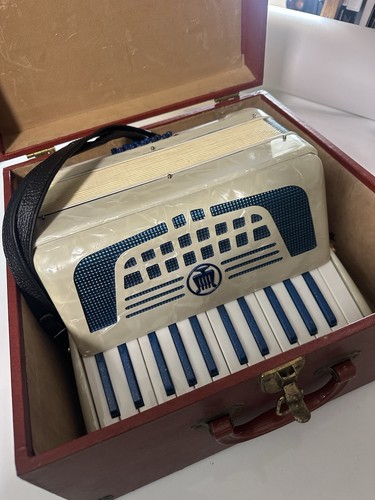 Fisarmonica italiana vintage