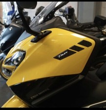 ADESIVI 3D , TMAX 560 , 2022/2023, COLOR CARBONIO, PARA SPIGOLI