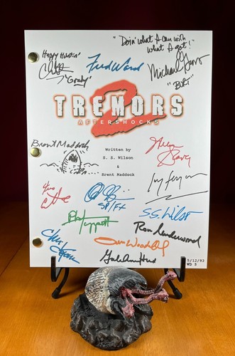 Tremors script firmato - 2,