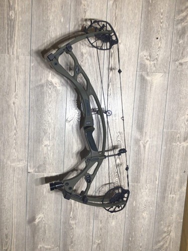 Used hoyt rh wilderness - rh,
