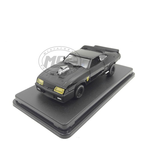 Ford falcon xb v8 - falcon,
