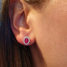 ORECCHINI ENGAGEMENT IN ORO BIANCO 18 KT. TIT. 750 CON RUBINI E BRILLANTI.