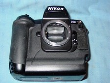 Nikon D 1X fotocamera digitale per hobbisti!!!
