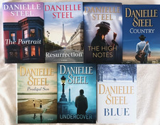 Lot of 7 Danielle Steel
