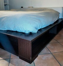 Letto matrimoniale con contenitore