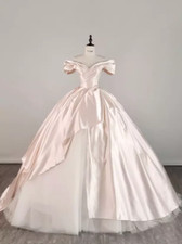 Abiti da sposa rosa chiaro in