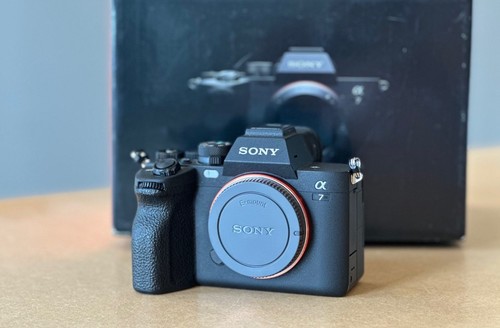 Custodia sony a7iv - a7, iv
