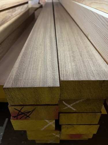 Legno duro iroko - di,