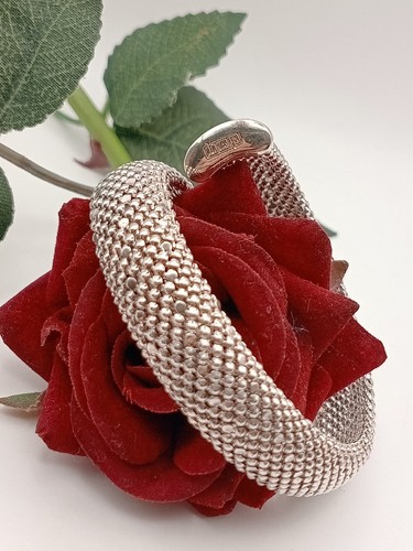 Bracciale rigido contrarié