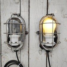 Lampade (2) industriali da parete bunker vintage