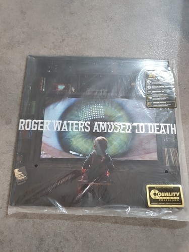 Roger waters amused - roger, to