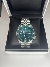 Seiko 5 Sports 42,5mm Caja
