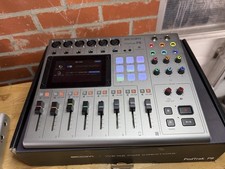 Zoom PodTrak P8 registratore