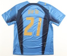 Maglia Italia firmata Andrea Pirlo (Beckett)