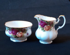 Lattiera e zuccheriera vintage,Royal Albert Old Country Roses  - England
