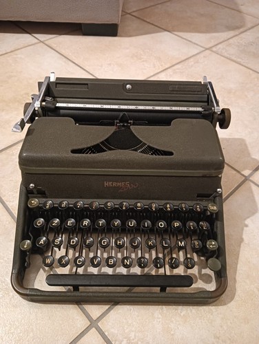 Macchina scrivere hermes - da,