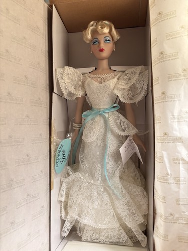 Gene lovely lace - gene, lace"