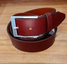 Cintura Belt pelle Levi's Levis uomo man leather marrone brown fibbia metallo
