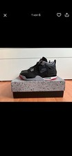 ⚫️ Nike Air Jordan 4 Retro