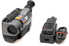 Videocamera Sony Handycam CCD-TR511E PAL 8mm Video8 XR Hi8 Video Camera