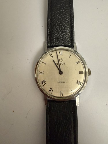 Titus swiss made carica - made,