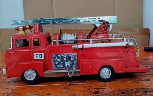 Modellino camion pompieri ford - camion,