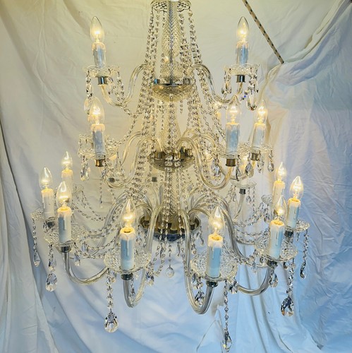 Lampadario grande classico