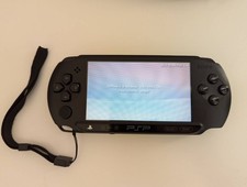 PSP E1004 Street + Mem Stick