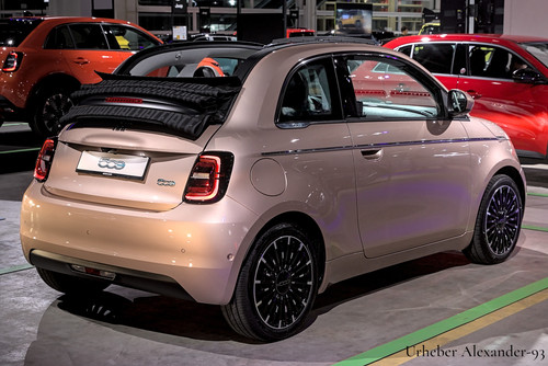Fiat 500e vero - gancio, di