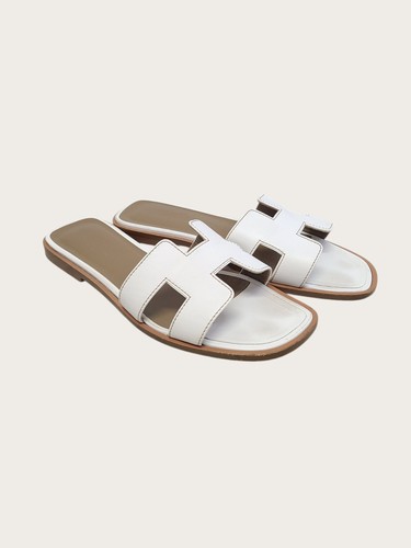Hermes white logo - hermes, oran
