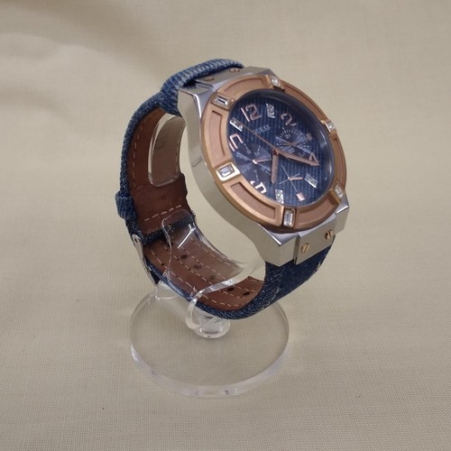 Guess w0289l1 wristwatch - guess,