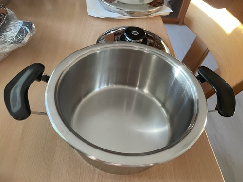 Pentola amc litri 20 cm - 20,