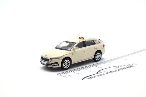 Skoda octavia combi - iv,