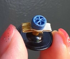 M423rosette boutonnière bleu