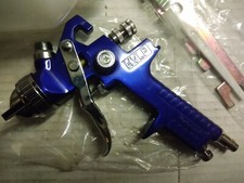 PISTOLA AEROGRAFO PROFESSIONALE PER VERNICIATURA ,UGELLI STD ,PER CARROZZERIA