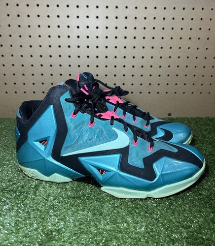 Taglia scarpe da basket - 11,