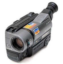 Videocamera Sony Handycam CCD-TR511E PAL Video8 XR  Hi8 Video Camera 72X