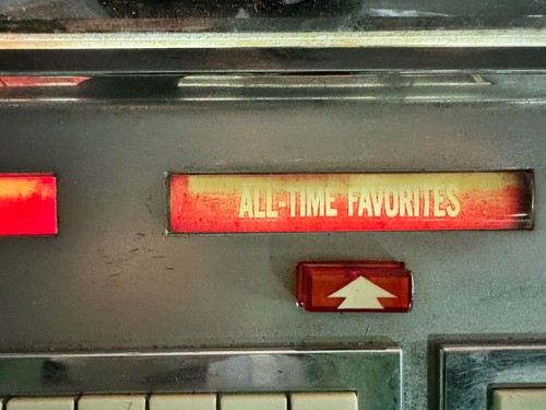 Seeburg jukebox v200 red arrow - jukebox,