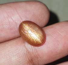 Pietra solare dorata ovale