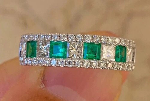Anello fascia mezza eternità